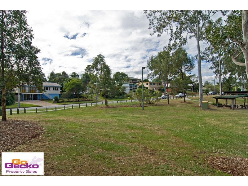 16 Bundar Crescent, Ferny Hills QLD 4055
