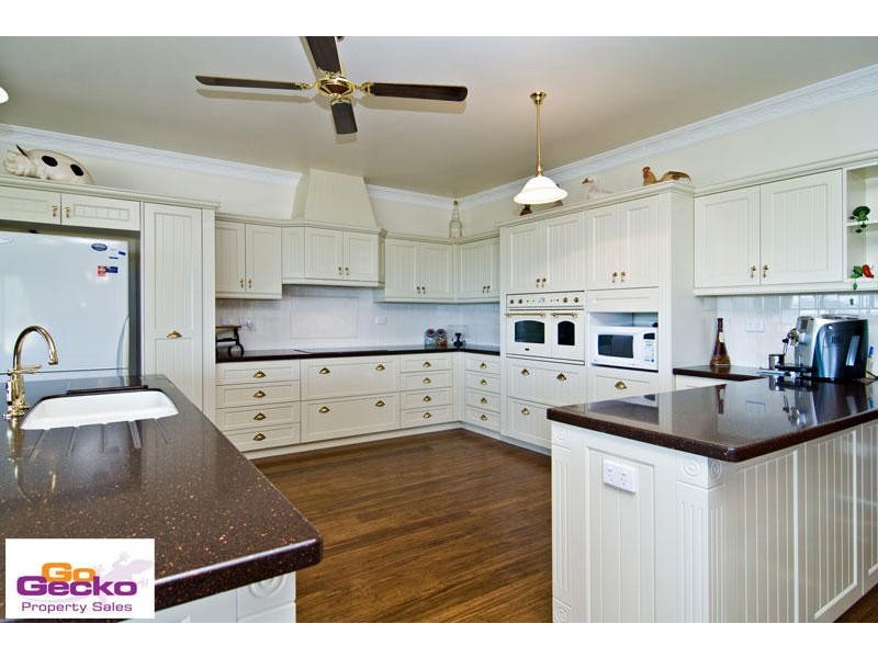 32 Cedardell Court, Samford QLD 4520