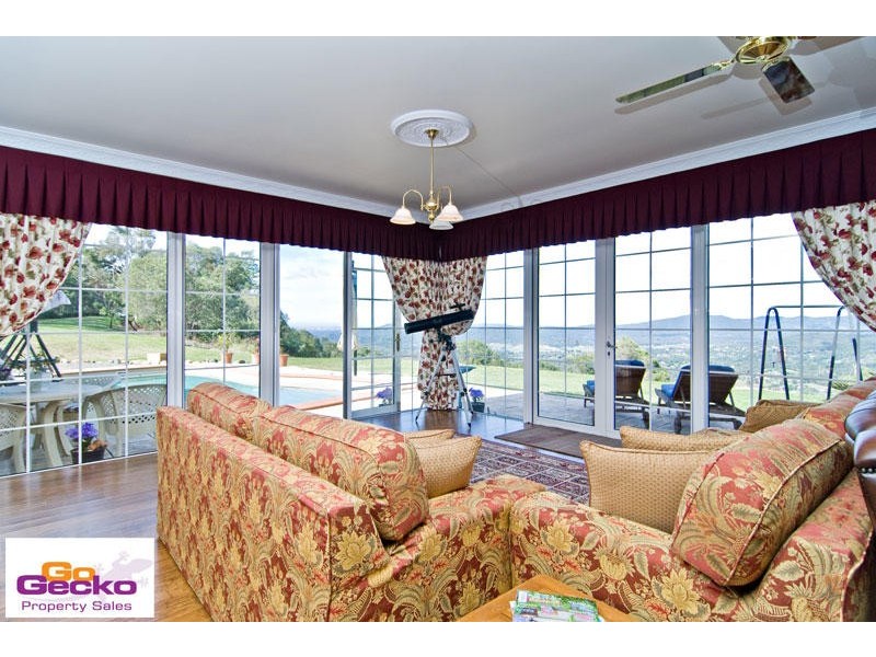 32 Cedardell Court, Samford QLD 4520