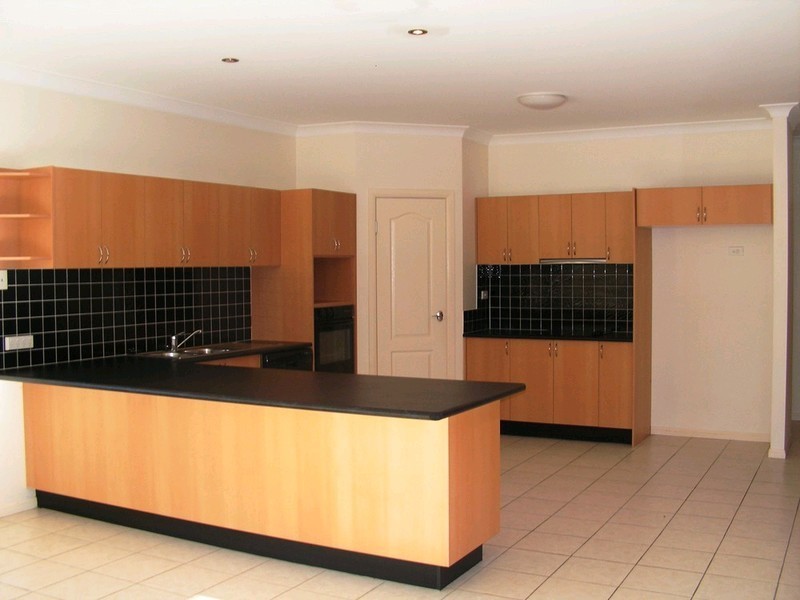 13 Taltarni Circuit, Mitchelton QLD 4053