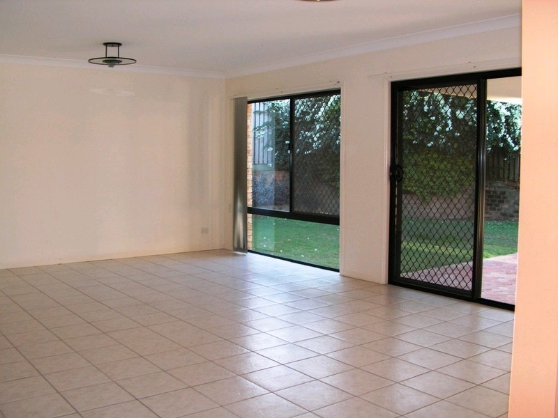13 Taltarni Circuit, Mitchelton QLD 4053