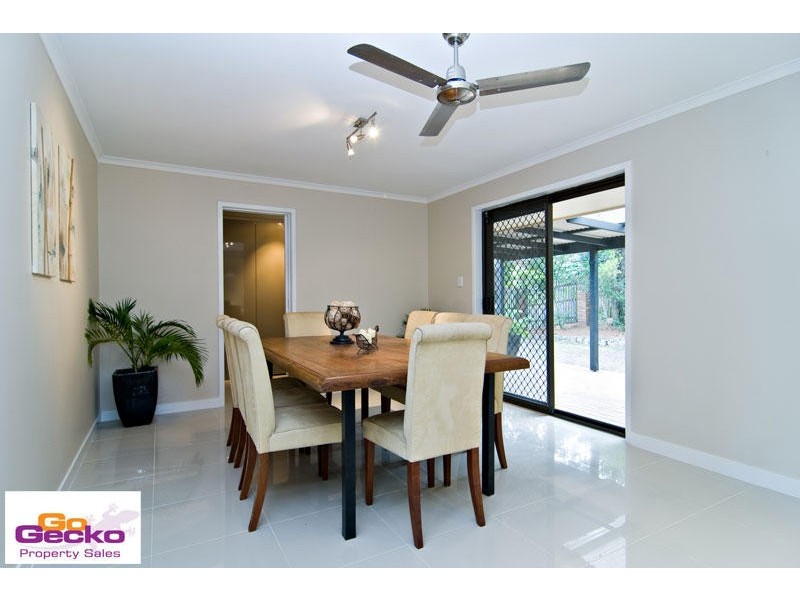 2 Ekland Court, Mcdowall QLD 4053