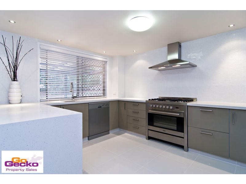 2 Ekland Court, Mcdowall QLD 4053