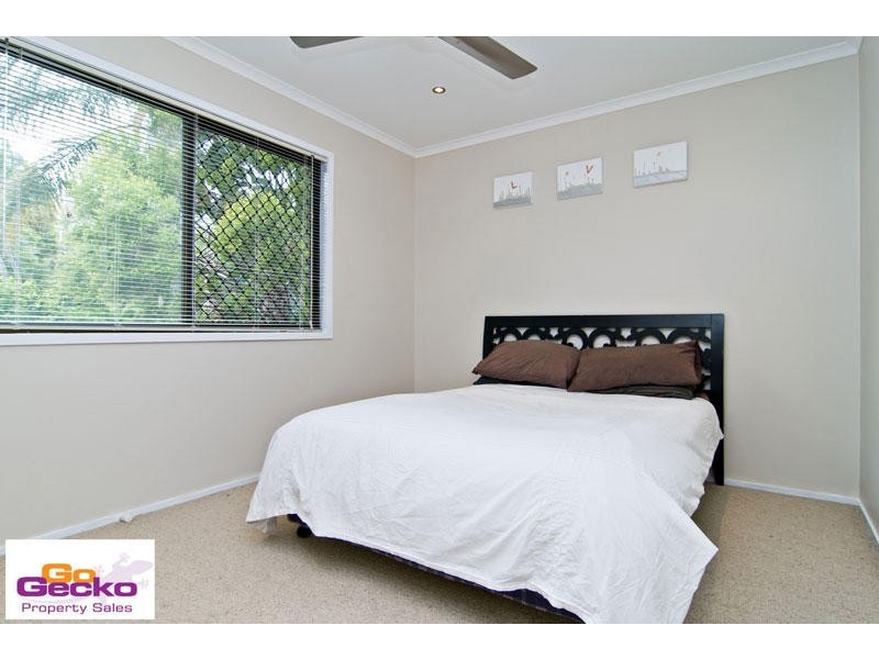 2 Ekland Court, Mcdowall QLD 4053