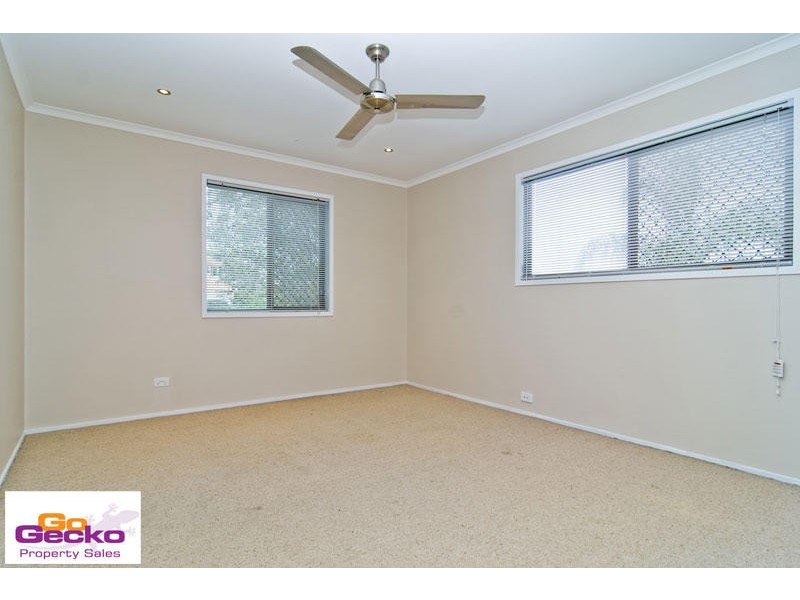 2 Ekland Court, Mcdowall QLD 4053