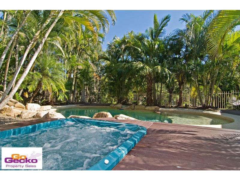 40 Allamanda Crescent, Albany Creek QLD 4035