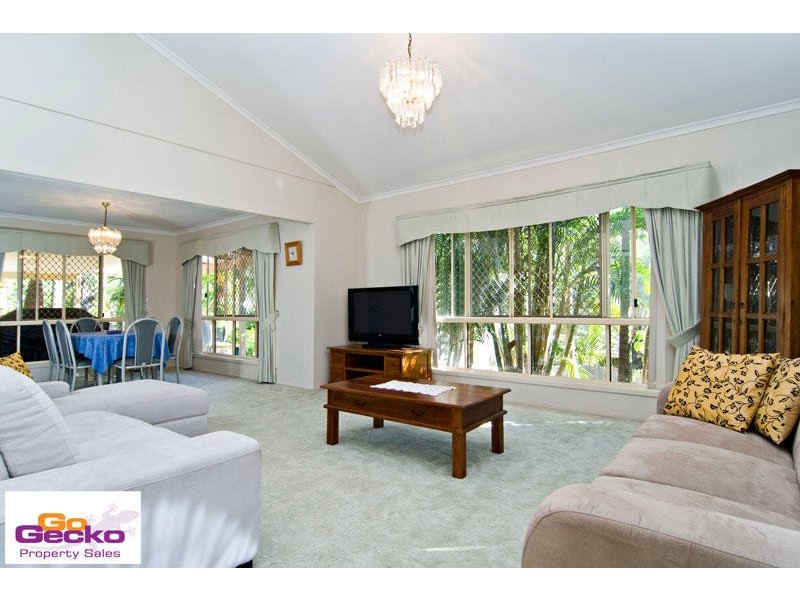 40 Allamanda Crescent, Albany Creek QLD 4035