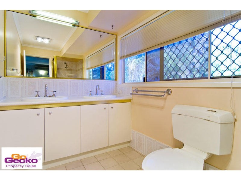 40 Allamanda Crescent, Albany Creek QLD 4035