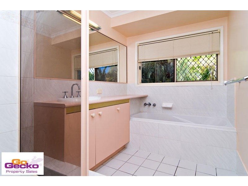 40 Allamanda Crescent, Albany Creek QLD 4035