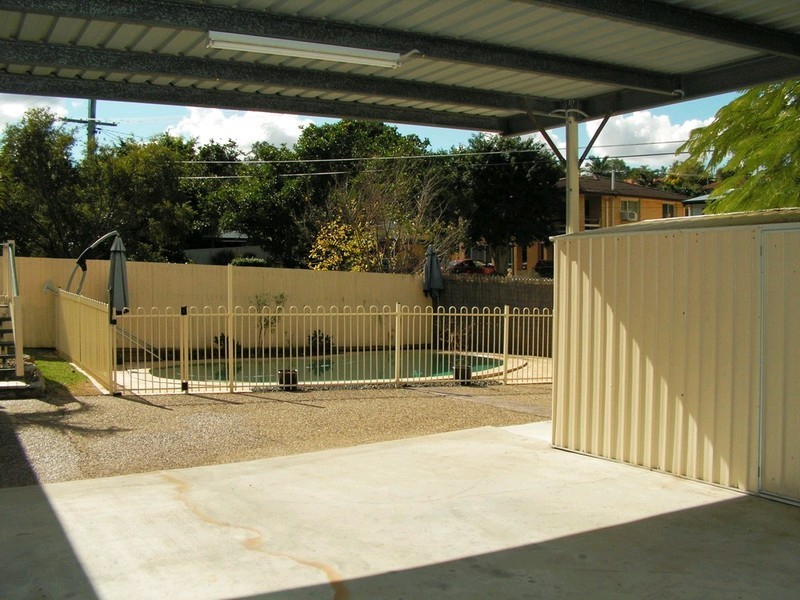 32 Dunbil Avenue, Ferny Hills QLD 4055