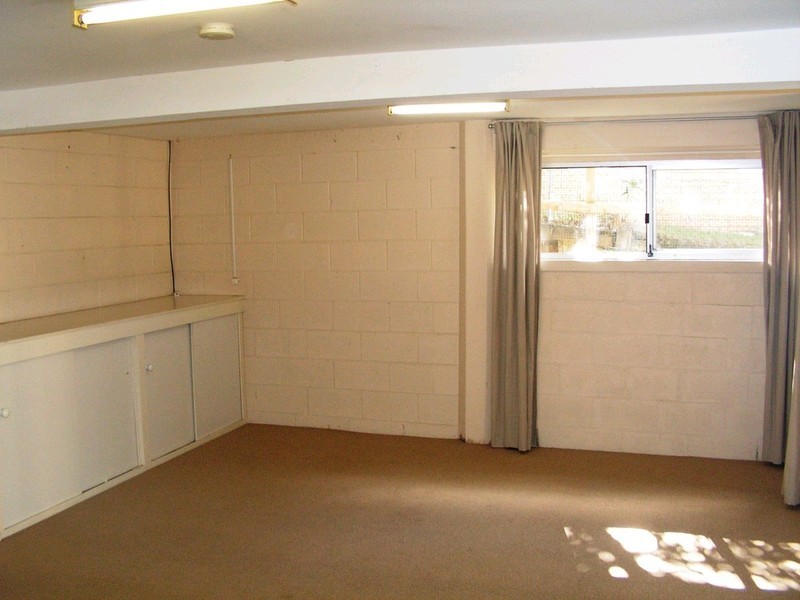 32 Dunbil Avenue, Ferny Hills QLD 4055