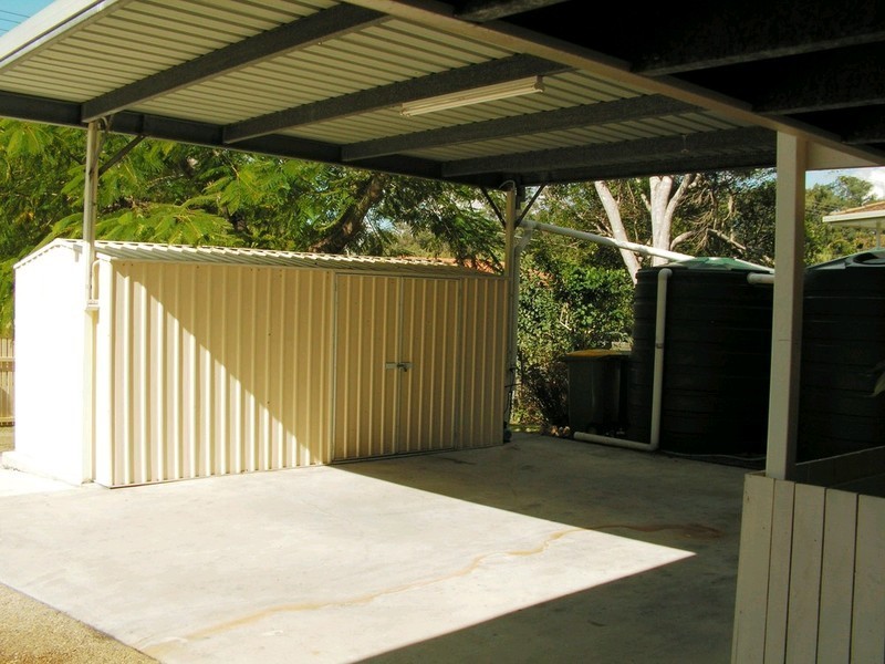 32 Dunbil Avenue, Ferny Hills QLD 4055