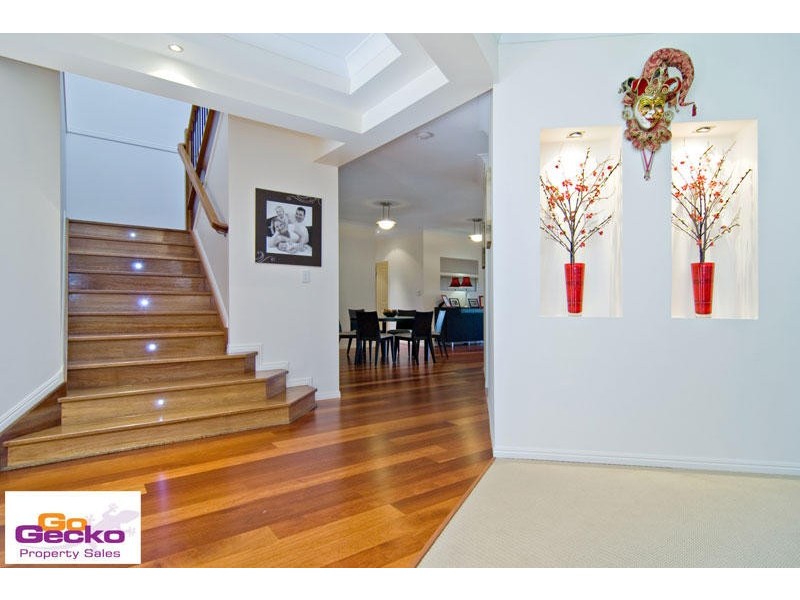 40 Tivoli Place, Ferny Grove QLD 4055