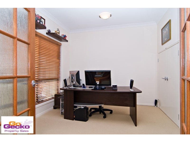 40 Tivoli Place, Ferny Grove QLD 4055