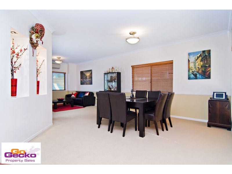 40 Tivoli Place, Ferny Grove QLD 4055