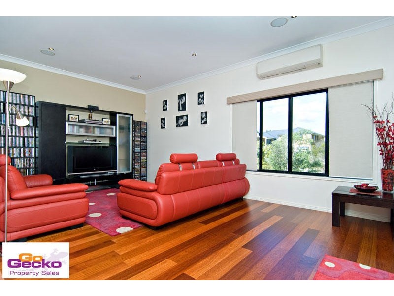 40 Tivoli Place, Ferny Grove QLD 4055