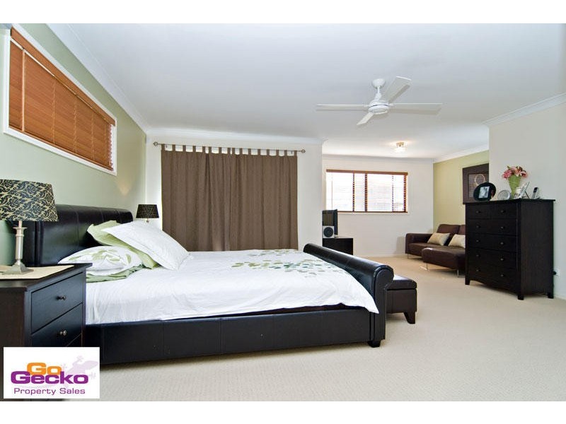 40 Tivoli Place, Ferny Grove QLD 4055
