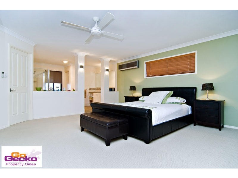 40 Tivoli Place, Ferny Grove QLD 4055