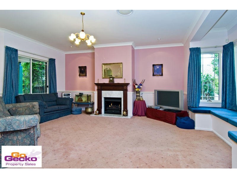 13 Fortrose Place, Ferny Grove QLD 4055