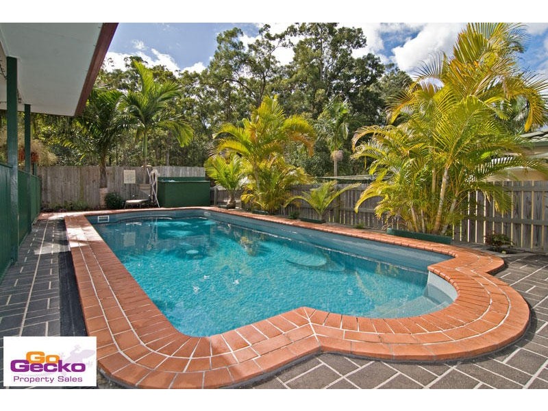 13 Fortrose Place, Ferny Grove QLD 4055