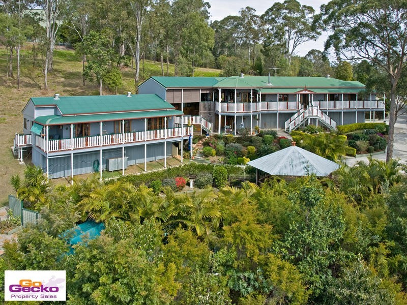 13 Hemwood Close, Ferny Hills QLD 4055