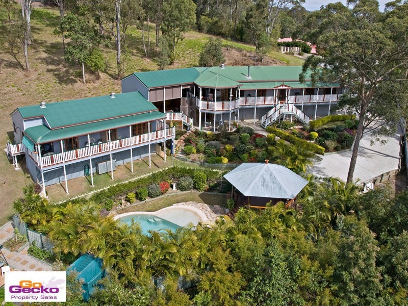 13 Hemwood Close, Ferny Hills QLD 4055