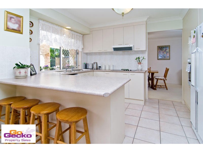 130 Streisand Drive, Mcdowall QLD 4053