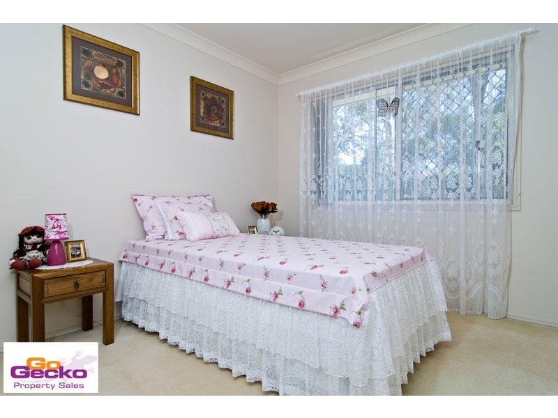 130 Streisand Drive, Mcdowall QLD 4053