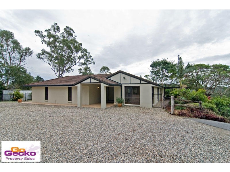 1 Benjamin Close, Samford QLD 4520
