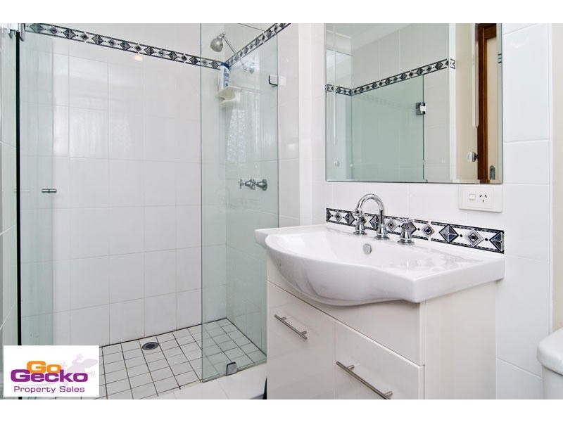 1 Benjamin Close, Samford QLD 4520