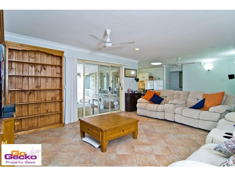 3 Hawkes Avenue, Arana Hills QLD 4054