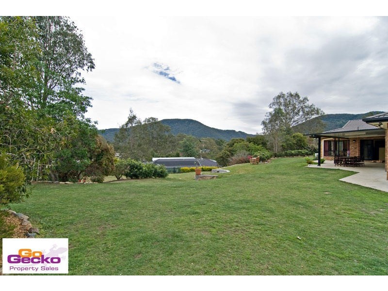 4 Bellwood Court, Samford QLD 4520