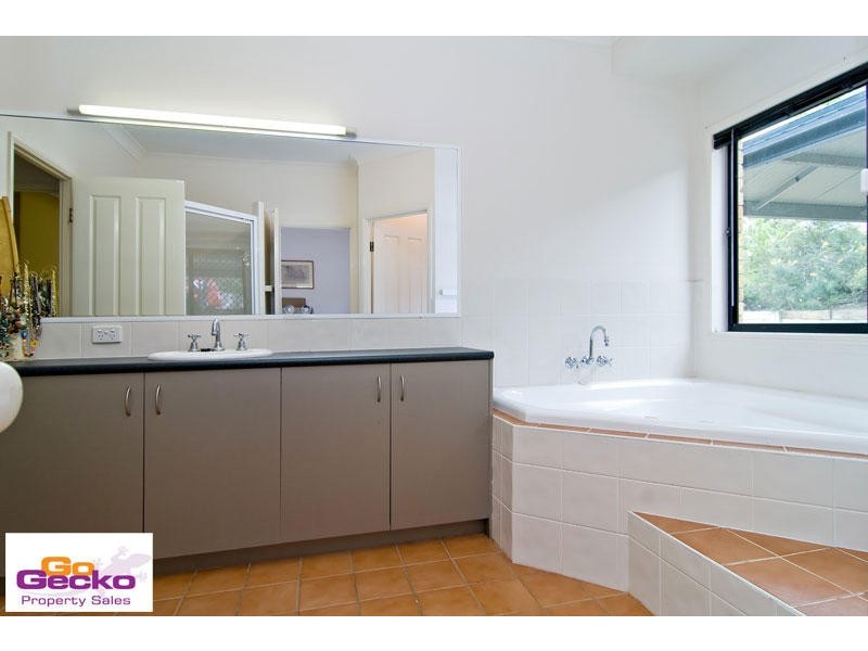 4 Bellwood Court, Samford QLD 4520