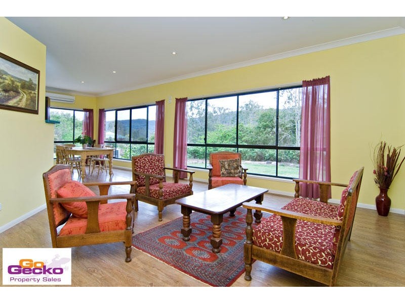 4 Bellwood Court, Samford QLD 4520