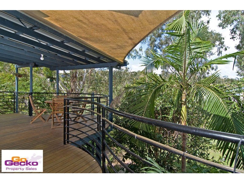 17 Fleetwood Court, Ferny Hills QLD 4055