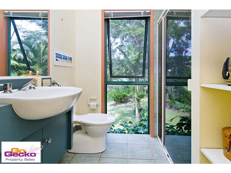 17 Fleetwood Court, Ferny Hills QLD 4055