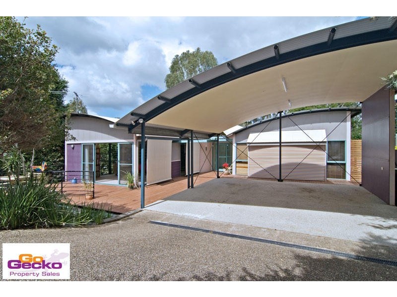 17 Fleetwood Court, Ferny Hills QLD 4055