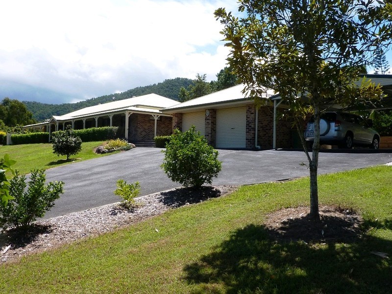 18 Mt O’Reilly Road, Samford QLD 4520