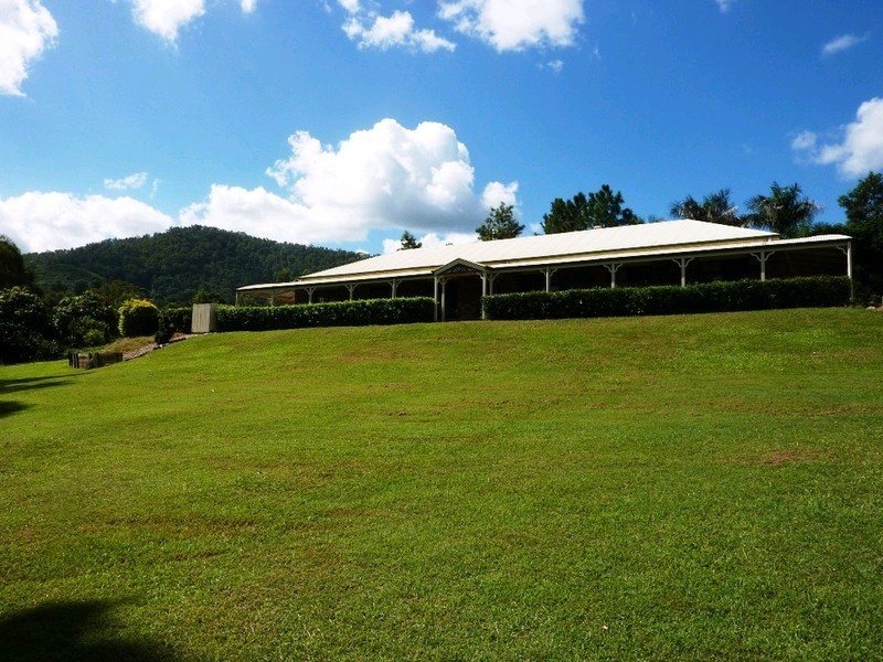 18 Mt O’Reilly Road, Samford QLD 4520