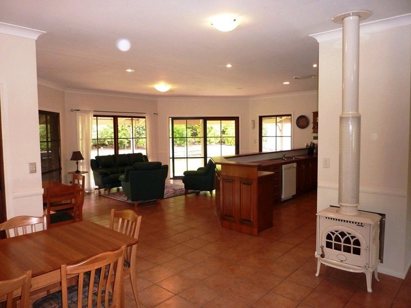 18 Mt O’Reilly Road, Samford QLD 4520