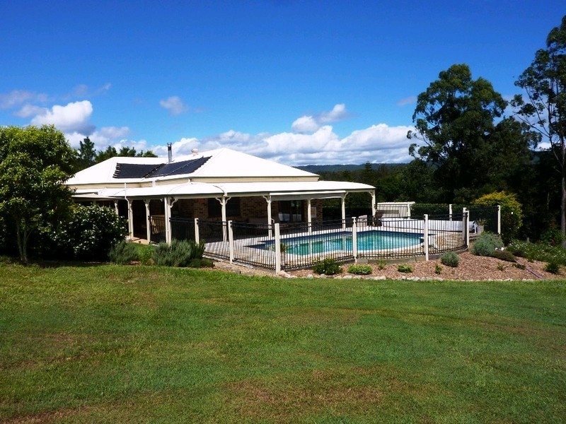 18 Mt O’Reilly Road, Samford QLD 4520