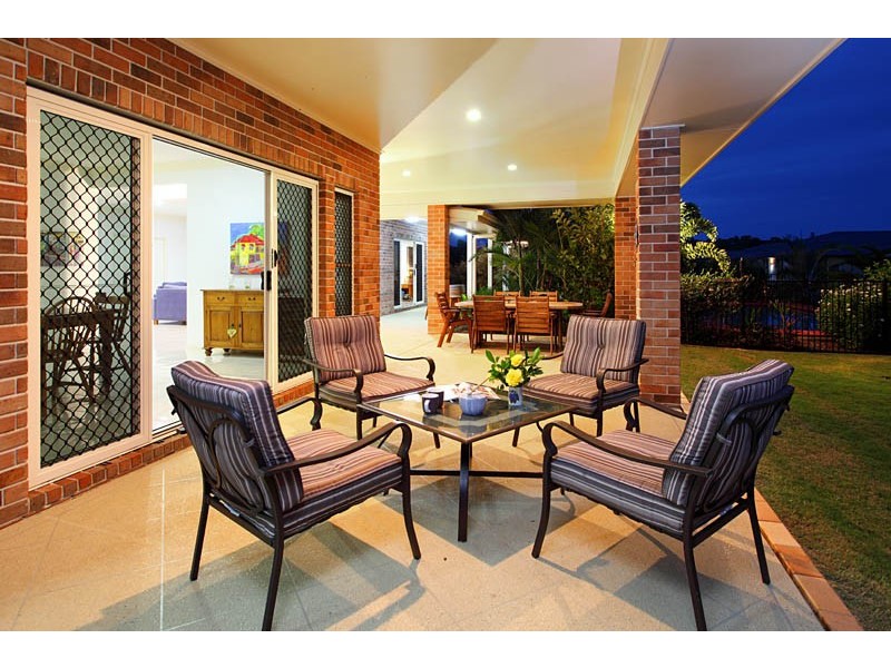 22 Ascot Crescent, Samford QLD 4520