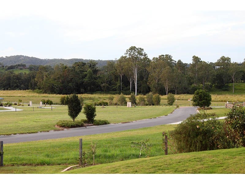 22 Ascot Crescent, Samford QLD 4520