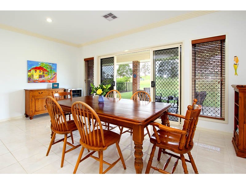 22 Ascot Crescent, Samford QLD 4520