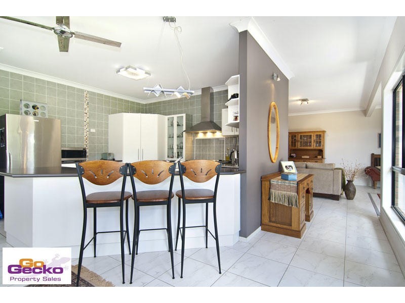 3 Dressage Close, Samford QLD 4520