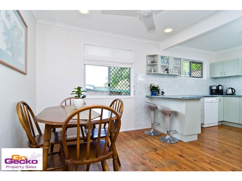 15 Yeerinbool Court, Arana Hills QLD 4054