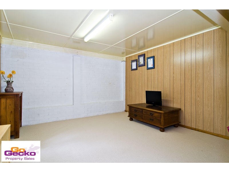 15 Yeerinbool Court, Arana Hills QLD 4054