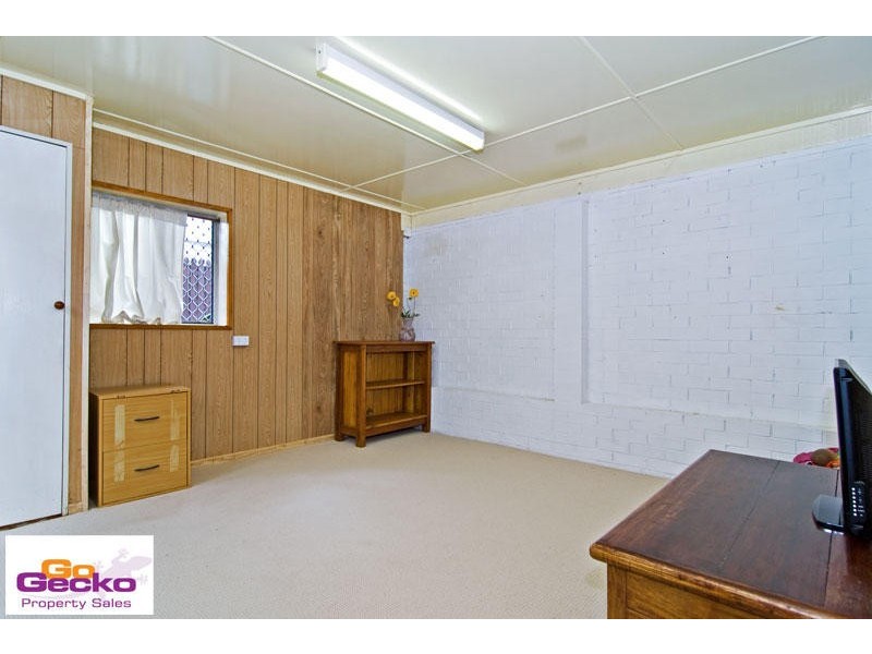 15 Yeerinbool Court, Arana Hills QLD 4054