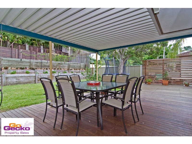 15 Yeerinbool Court, Arana Hills QLD 4054