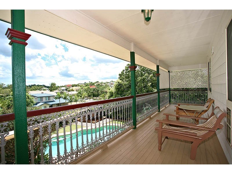 17 Gielgud Crescent, Mcdowall QLD 4053